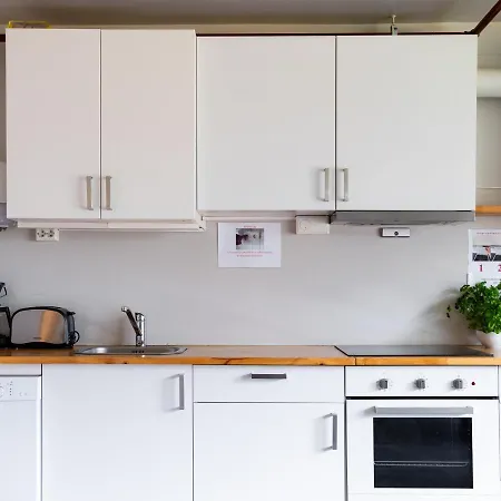 Trolltunga Vandrerhjem *