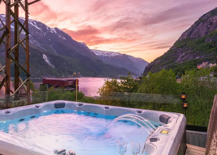 Trolltunga * Tyssedal